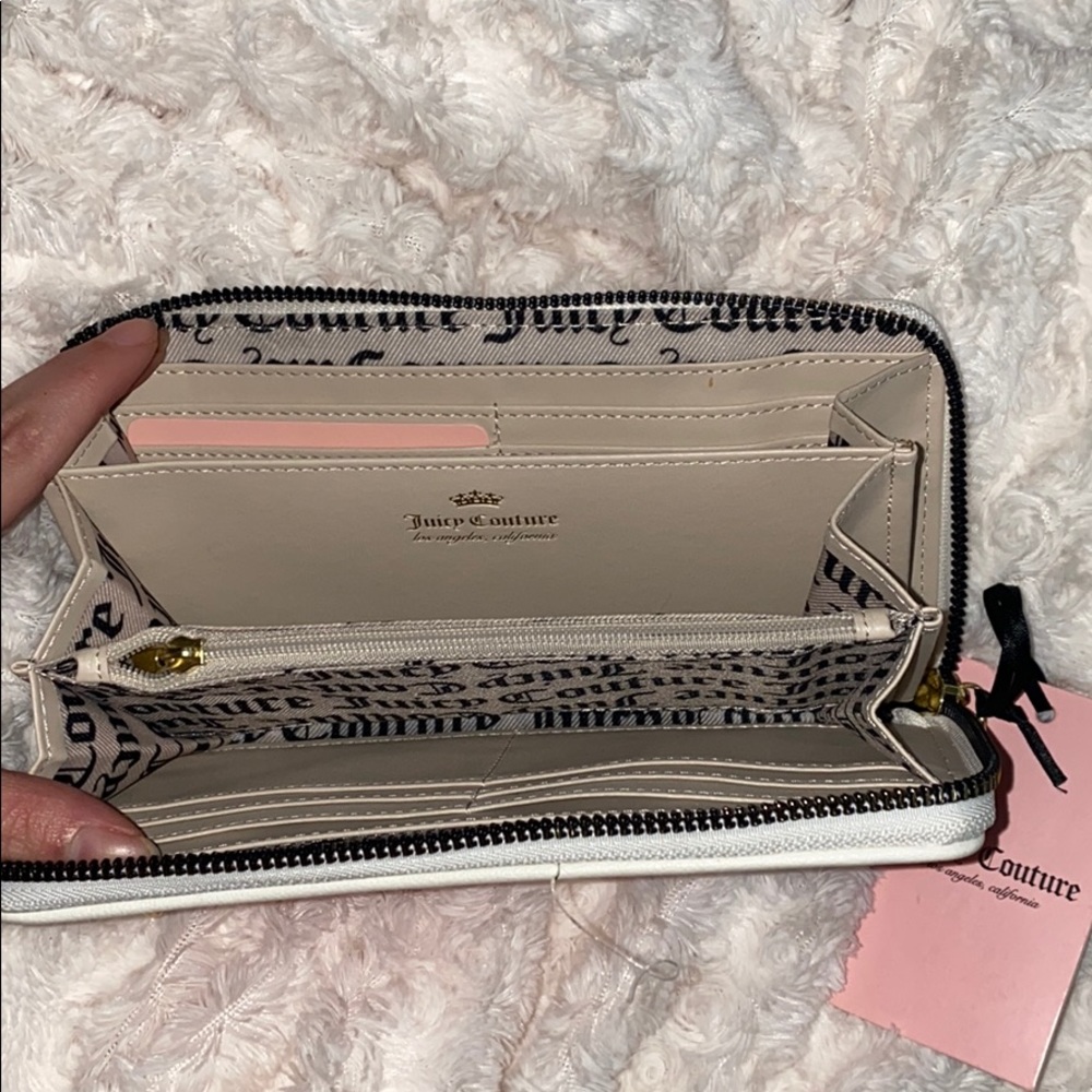 Brand New Authentic Juicy Couture Wallet
